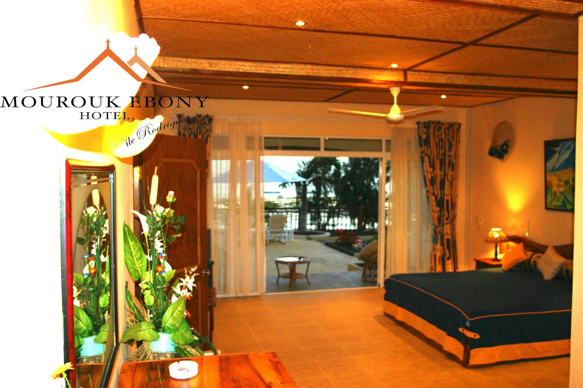 Hotel C Rodrigues Mourouk à Port South East Extérieur photo